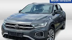 Grijs Gebruikt 2022 VW T-Roc Style SUV | € 29.950 (Eerlijke prijs)