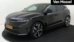 Zwart Nieuw 2025 Renault Megane E-Tech Komfort Hatchback | € 34.940 (Goede deal)