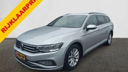Occasion VW Passat Business+ 150 PK (110 kW) 2019 Zilver, metallic lak Stationwagen