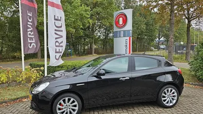 Occasion Alfa Romeo Giulietta Progression 105 PK (77 kW) 2014 Zwart Hatchback