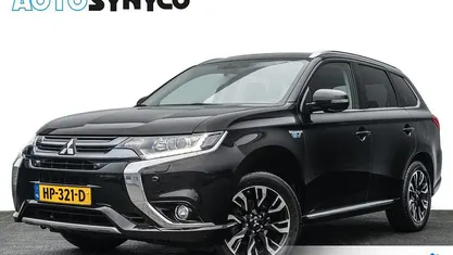 Gebruikt 2015 Mitsubishi Outlander P-HEV Edition SUV | € 13.450 (Eerlijke prijs)