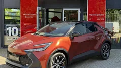 Oranje Nieuw 2025 Toyota C-HR SUV | € 42.885 (Eerlijke prijs)