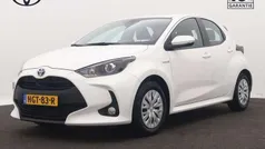 Wit Gebruikt 2021 Toyota Yaris Hybrid Active Hatchback | € 20.745 (Eerlijke prijs)