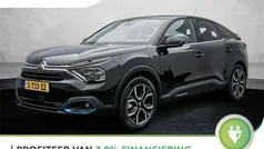 Zwart, metallic lak Gebruikt 2023 Citroën e-C4 Shine SUV | € 21.400 (Eerlijke prijs)