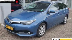 Blauw Gebruikt 2015 Toyota Auris Touring Sports Stationwagen | € 13.445 (Eerlijke prijs)