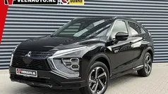 Zwart, metallic lak Gebruikt 2022 Mitsubishi Eclipse Cross SUV | € 23.945 (Eerlijke prijs)