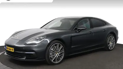 Occasion Porsche Panamera Sport 330 PK (242 kW) 2018 Grijs Hatchback