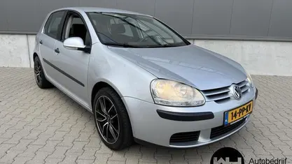 Occasion VW Golf IV Trendline 90 PK (66 kW) 2004 Grijs Hatchback