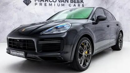 Zwart Gebruikt 2019 Porsche Cayenne Turbo SUV | € 87.850 (Eerlijke prijs)