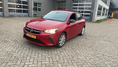 Rood Gebruikt 2023 Opel Corsa Hatchback | € 15.445 (Eerlijke prijs)