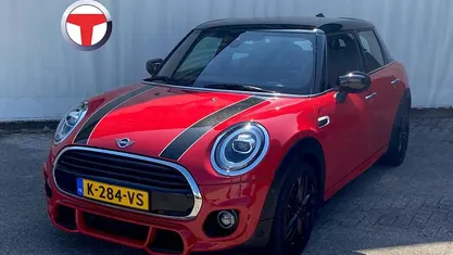 Rood Gebruikt 2019 Mini John Cooper Works Chili Hatchback | € 18.895 (Goede deal)