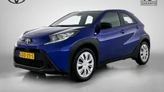 Gebruikt 2024 Toyota Aygo Play Hatchback | € 18.950 (Eerlijke prijs)