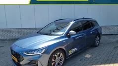Gebruikt 2023 Ford Focus ST-Line Stationwagen | € 23.935 (Eerlijke prijs)