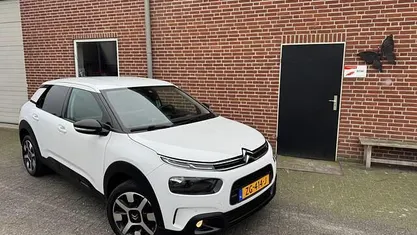 Occasion 2019 Citroën C4 Shine SUV | € 9.248 (Eerlijke prijs)