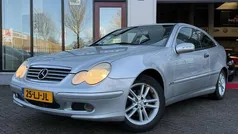 Grijs Gebruikt 2003 Mercedes 180 Sedan | € 3.249 (Super prijs)