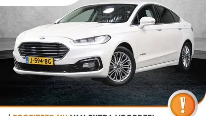 Occasion Ford Mondeo Titanium 188 PK (138 kW) 2020 Wit Sedan