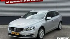 Grijs Gebruikt 2016 Volvo V60 Summum Stationwagen | € 8.999 (Super prijs)