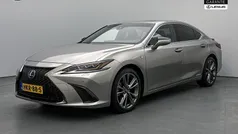 Gebruikt 2020 Lexus ES300H Sport Line Sedan | € 43.450 (Super prijs)