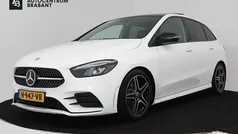 Gebruikt 2020 Mercedes B180 Business MPV | € 24.745 (Eerlijke prijs)