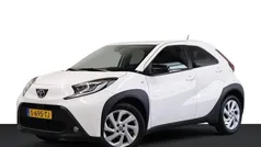 Wit Gebruikt 2023 Toyota Aygo Hatchback | € 17.750 (Eerlijke prijs)