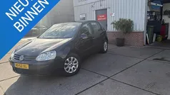 Zwart Gebruikt 2006 VW Golf V Comfortline Hatchback | € 4.950 (Eerlijke prijs)