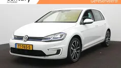 Wit Gebruikt 2018 VW e-Golf Hatchback | € 11.450 (Eerlijke prijs)