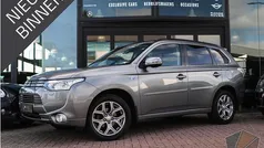 Grijs Gebruikt 2013 Mitsubishi Outlander Instyle SUV | € 9.950 (Goede deal)