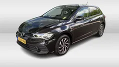 Zwart Gebruikt 2023 VW Polo Life Hatchback | € 19.450 (Eerlijke prijs)
