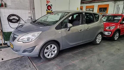 Occasion 2013 Opel Meriva Cosmo MPV | € 5.750 (Eerlijke prijs)