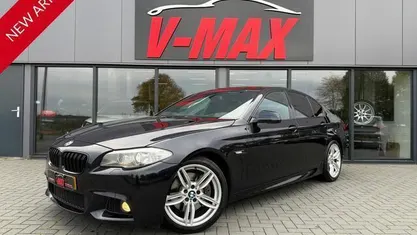 Zwart Occasion 2013 BMW 528 M Sport Sedan | € 17.499 (Eerlijke prijs)