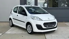 Wit Gebruikt 2013 Peugeot 107 Access Hatchback | € 3.950 (Eerlijke prijs)