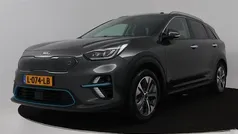 Donker grijs metallic Gebruikt 2021 Kia e-Niro SUV | € 21.950 (Super prijs)