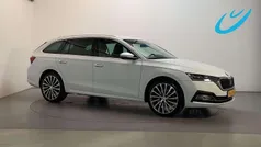 Wit Gebruikt 2021 Skoda Octavia Business Line Stationwagen | € 19.750 (Super prijs)
