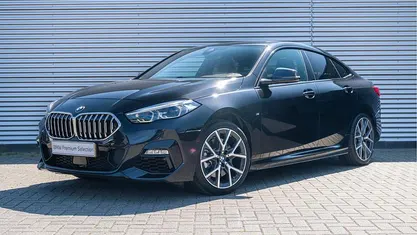 Zwart Gebruikt 2024 BMW 220 Comfort Edition Coupé | € 38.950 (Eerlijke prijs)