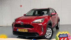 Rood Gebruikt 2024 Toyota Yaris Cross Active SUV | € 28.950 (Eerlijke prijs)