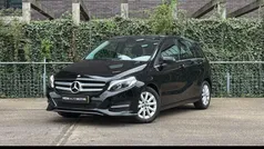 Zwart Gebruikt 2016 Mercedes B180 Style MPV | € 17.900 (Goede deal)