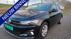 Zwart, metallic lak Gebruikt 2018 VW Polo Comfortline Hatchback | € 11.950 (Goede deal)