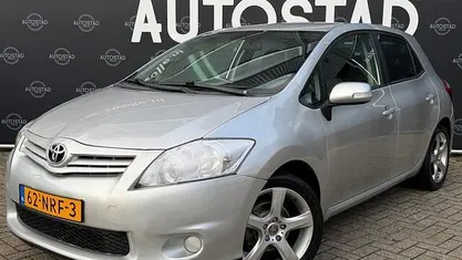Occasion Toyota Auris 132 PK (97 kW) 2010 Grijs Hatchback