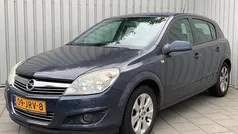 Grijs (metallic) Gebruikt 2009 Opel Astra Hatchback | € 1.945 (Eerlijke prijs)