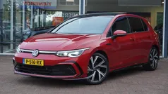 Gebruikt 2021 VW Golf VIII R-line Hatchback | € 22.999 (Eerlijke prijs)