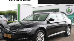 Gebruikt 2023 Skoda Superb Business Line Stationwagen | € 33.195 (Eerlijke prijs)