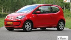 Rood Gebruikt 2012 VW up! move up! Hatchback | € 5.950 (Eerlijke prijs)
