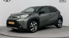 Groen Gebruikt 2023 Toyota Aygo Envy Hatchback | € 20.345 (Eerlijke prijs)