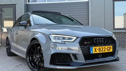 Grijs Gebruikt 2017 Audi RS3 Sedan | € 39.950 (Eerlijke prijs)