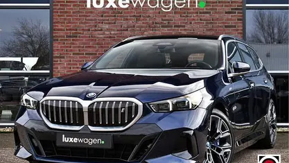 Occasion BMW i5 M Sport 289 kW (394 PK) 2024 Blauw Stationwagen