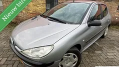 Gebruikt 2002 Peugeot 206 Hatchback | € 1.450 (Eerlijke prijs)