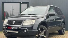 Zwart Gebruikt 2008 Suzuki Grand Vitara Exclusive SUV | € 5.950 (Eerlijke prijs)