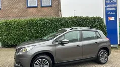Grijs, metallic lak Gebruikt 2017 Peugeot 2008 Active SUV | € 9.750 (Goede deal)