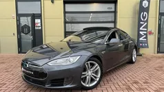 Grijs Gebruikt 2015 Tesla Model S Sedan | € 19.995 (Eerlijke prijs)
