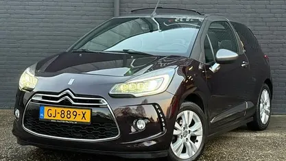 Paars Occasion 2015 Citroën DS3 Cabriolet So Chic Cabriolet | € 7.245 (Eerlijke prijs)